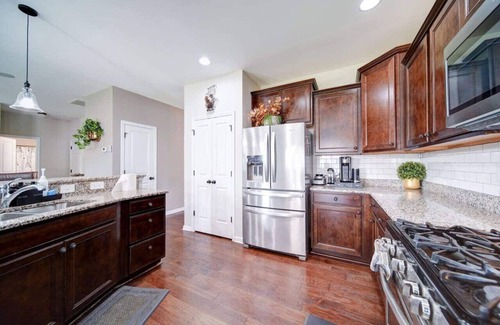 Mount Holly House | 312) Perfect for families!