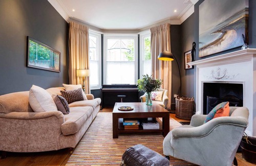 St. Helen's House | 316 m² House ∙ 5 bedrooms ∙ 9 guests