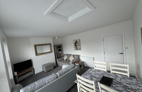 Weston-super-Mare Apartment | 31a locking road