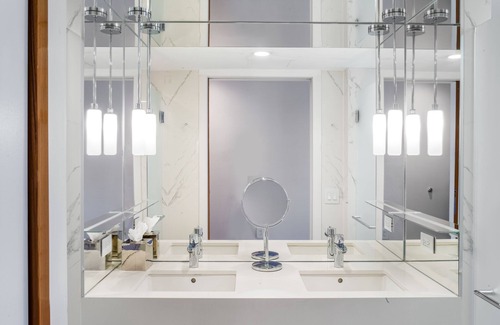 Financial District Hotel | 33 Hotel, New York City, Seaport