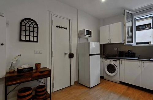 Vanves Apartment | 336 Mila Suite - Charming Parisian apartment