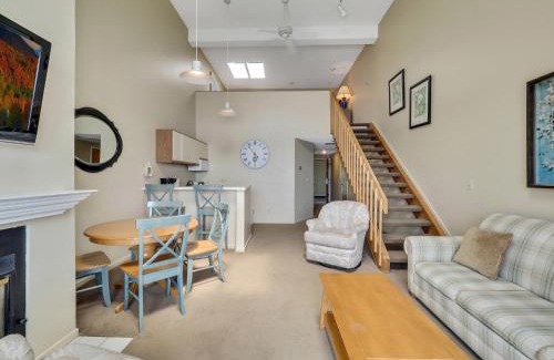 Charlevoix House | 347 Edgewater Inn