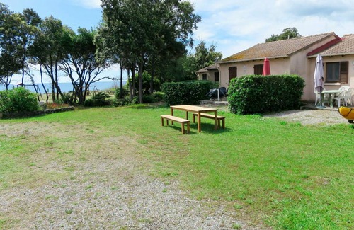 Talasani Other | 35 m² Accommodation ∙ 3 bedrooms ∙ 6 guests
