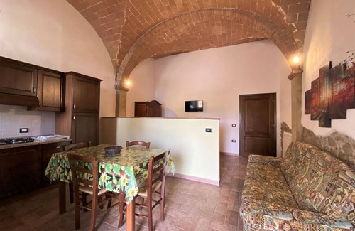 Volterra House | 35 m² House ∙ 1 bedroom ∙ 2 guests