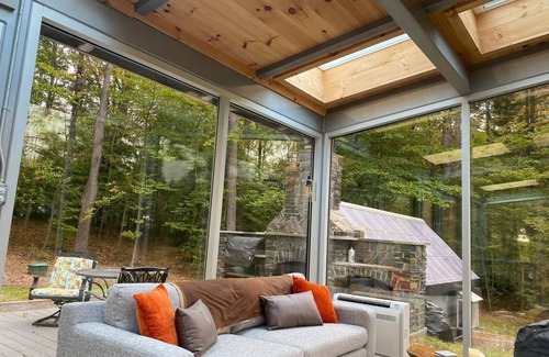 Guilford House | 360 degrees of nature from within the 1 bedroom Vermont Mirror House.