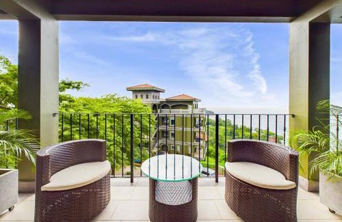 Playa Flamingo Apartment | 360 Splendor 405 Ocean View Condo- With Breakfast
