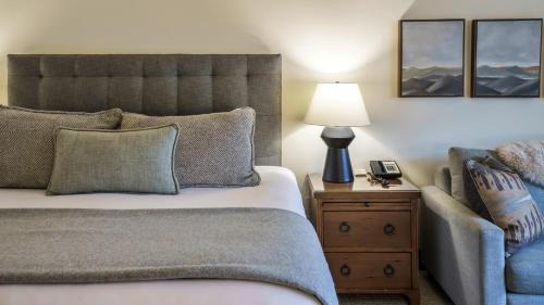 Stowe Area Resort | 378 Lodge At Spruce Peak Ski In Ski In Ski Out King Studio By Stowe Mountain Rentals