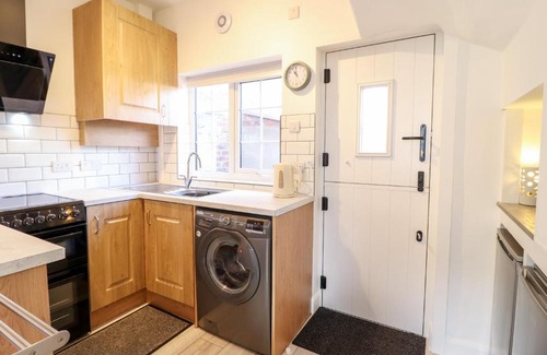 Llangollen House | 38 Market Street