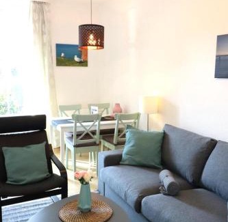 Burg auf Fehmarn House | 39 Weiße Villa am Schwanenteich EG rechts