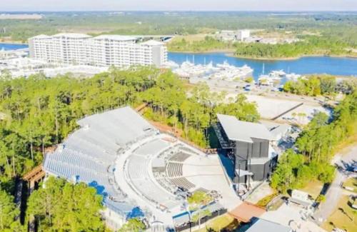 Gulf Shores House | 3b/2b w/Pool & Tennis Court, Sleeps 6