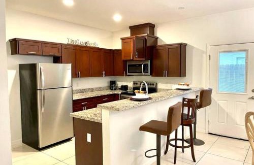 McAllen Apartment | 3BD2BATH, SUPERB LOCATION, NEAR AIRPORT, Mall