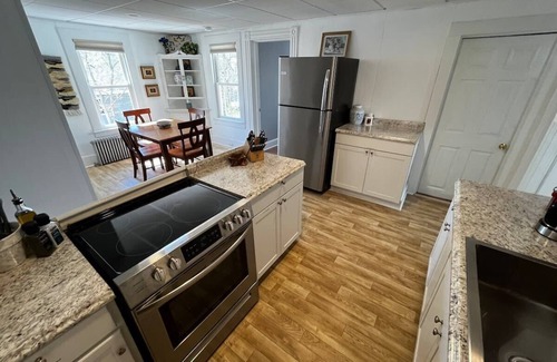 Winooski Apartment | 3Bed Apt 5 Mins from i89, Park and Public Pool!
