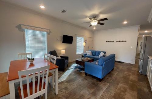 Hermosa House | 3bed2bath With Creek And Open Spaces