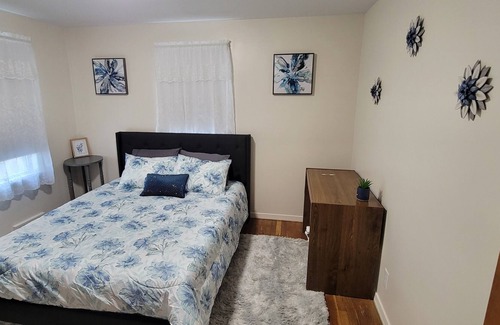 Canton House | 3br 1 bath home close to everything!HOF, hospitals, colleges and highway!