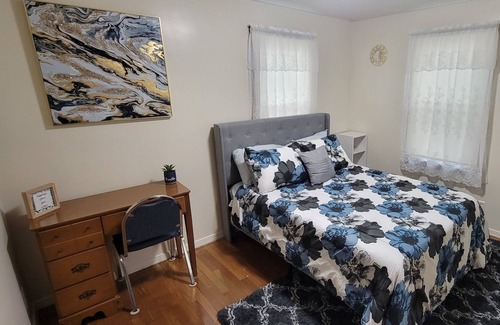 Canton House | 3br 1 bath home close to everything!HOF, hospitals, colleges and highway!