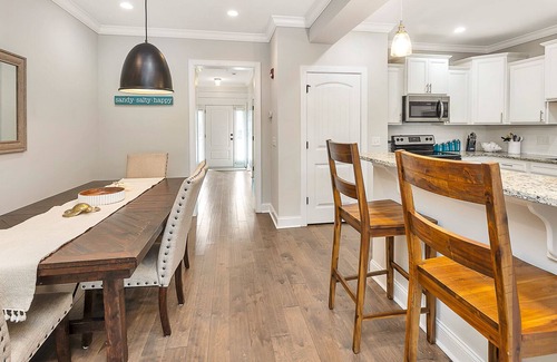 Epworth Acres House | 3BR/2.5BA, Screened Porch, Pool!