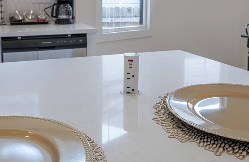 Eastside Promise Neighborhood Apartment | 3br/3ba Urban Escape Just Minutes From Downtown!