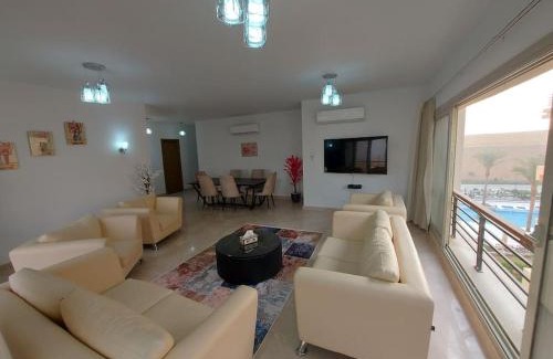 Al-Khalifa Apartment | 3BR APT, free pool access, EMMAR Uptown Cairo