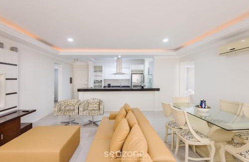 Barra Sul Apartment | 3BR Apt near beach & attractions in BC PNA0402