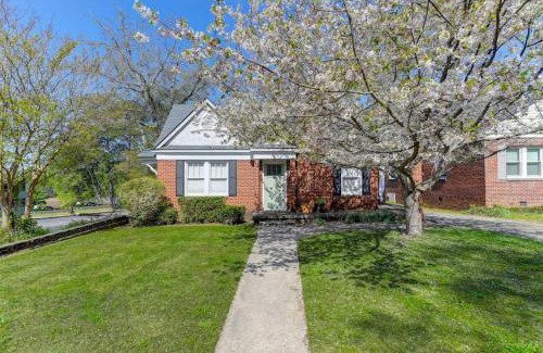 Earlewood House | 3BR Brick Haven - Mins to USC