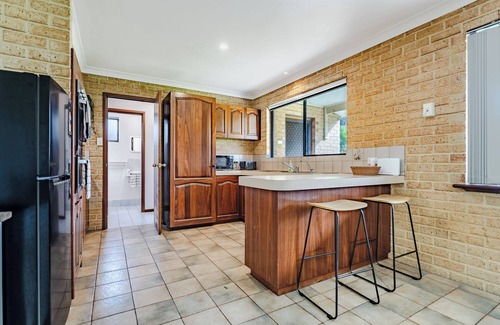 Dawesville House | 3BR Comfort Close to Nature & Beach