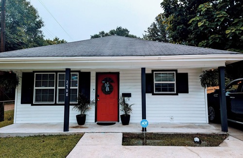 Mid City North House | 3BR Comfortable Green Haven nr Plants&Job Sites