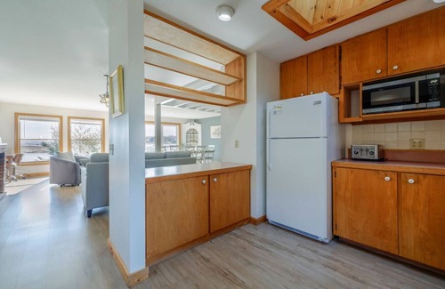 Bass Harbor Cottage | 3BR Oceanfront Spacious Cottage + Dock [Driftwood]