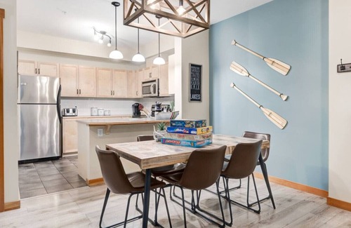 Cougar Creek Condo | 3BR Rockies Condo | Heated Pool + Hot Tub