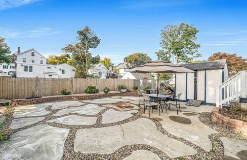 Revere House | 3BR1.5BA Retreat - Near Airport