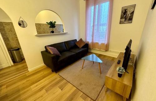 Haussonville-Blandan-Mon Desert-Saurupt Apartment | 3G Clim + Thermal et campus ARTEM à 200m, 2 pièces