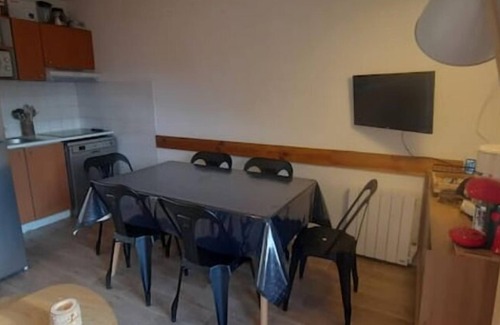 Saint-Sorlin-d'Arves Apartment | 4/6-person apartment at the foot of the slopes