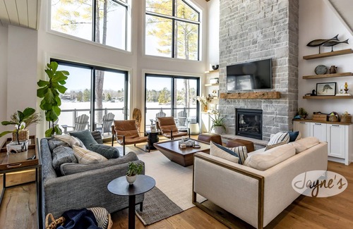 Georgian Bay Cottage | 4 bed 4 bath cottage on Gloucester Pool! Sunsets! Close to Georgian Bay!