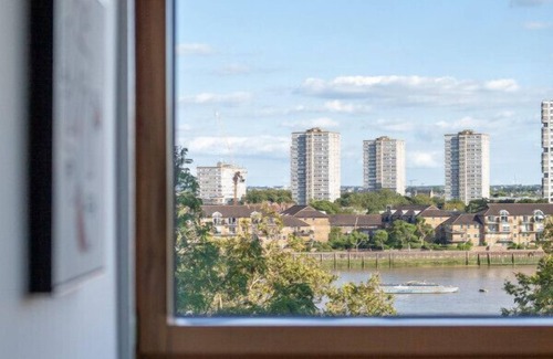 Chelsea Riverside Apartment | 4 Bed Flat near King’s Road