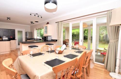 Cromer House | 4 Bed in Cromer KT116