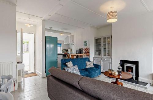 Polruan House | 4 Bed in Polruan 83574