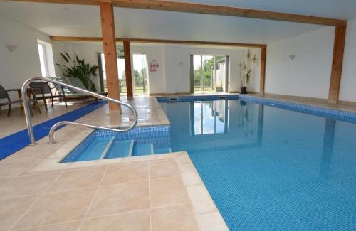 Alweston House | 4 bed in Sherborne FOLOW