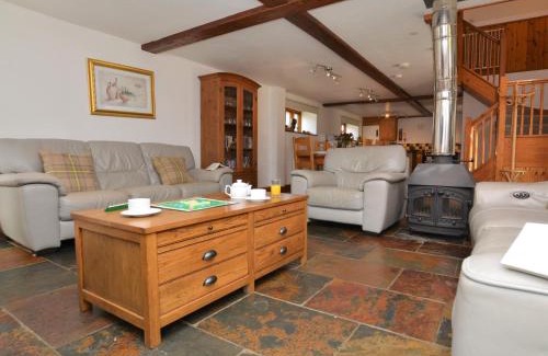 Alweston House | 4 bed in Sherborne FOLOW