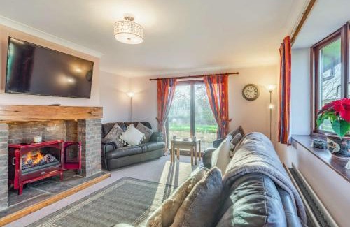 Warkworth House | 4 Bed in Warkworth 86132