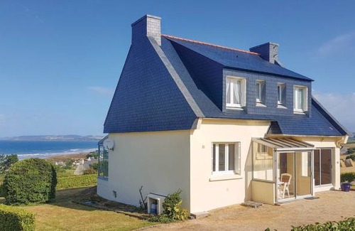 Plomodiern House | 4 bedroom accommodation in Plomodiern