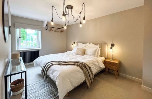 New Moat Cottage | 4 bedroom accommodation in Gelli, near Clynderwen