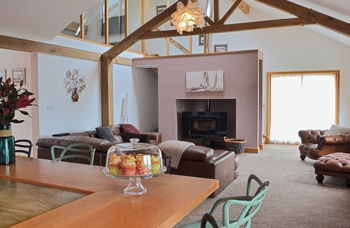 Poulton-le-Fylde Cottage | 4 bedroom accommodation in Stalmine, near Poulton-le-Fylde