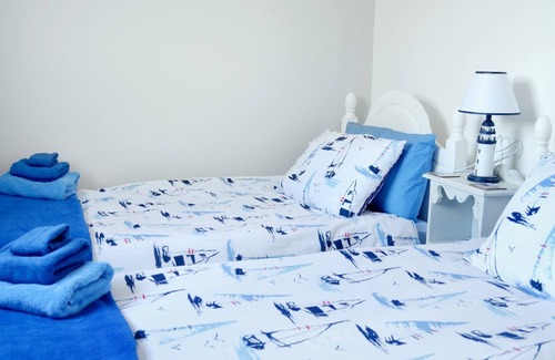 Clacton-on-Sea Cottage | 4 bedroom accommodation in Clacton-on-Sea