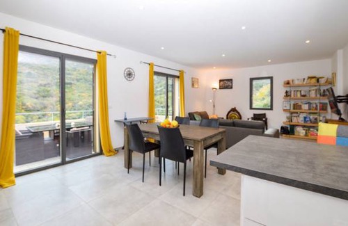 Feliceto House | 4 bedroom accommodation in Feliceto