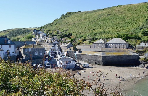 Trelights Cabin | 4 bedroom accommodation in Trelights, near Port Isaac