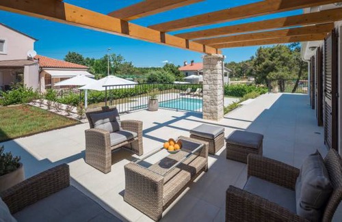 Murine House | 4 bedroom accommodation in Umag