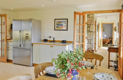 Balintore Cottage | 4 bedroom accommodation in Bayfield, Nigg