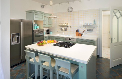 Lun House | 4 bedroom awesome home in Lun