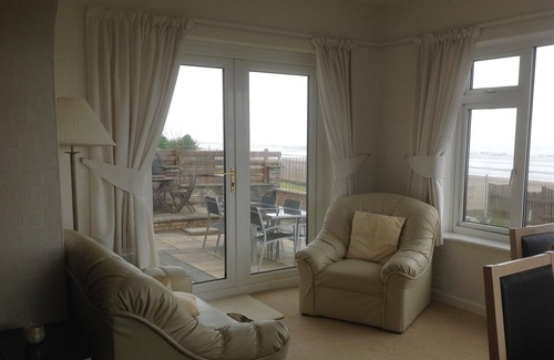 Brean House | 4 bedroom bungalow please bring your own towels