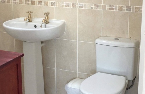 Brean House | 4 bedroom bungalow please bring your own towels