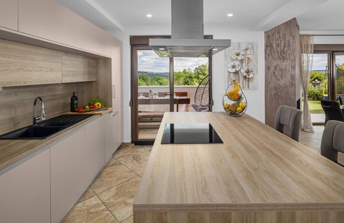 Nova Vas House | 4 bedroom gorgeous home in Nova Vas